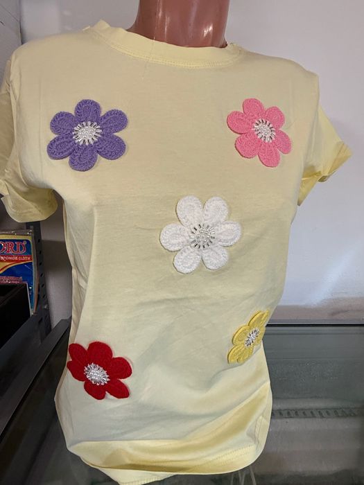 Tricouri damă noi ,cu eticheta S-M,L-XL