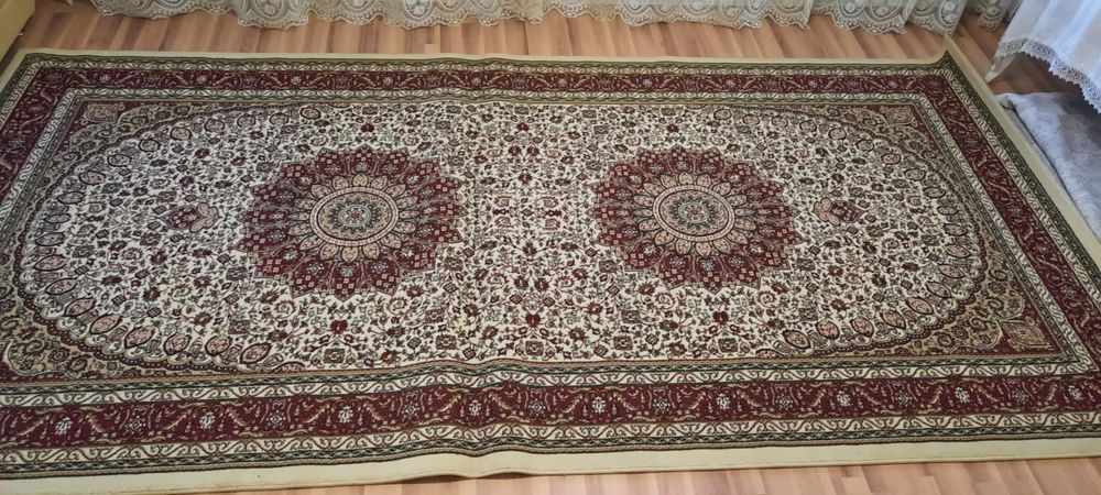 Ковер большой