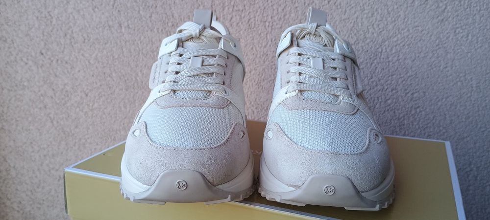 MICHAEL KORS оригинални маратонки нов модел