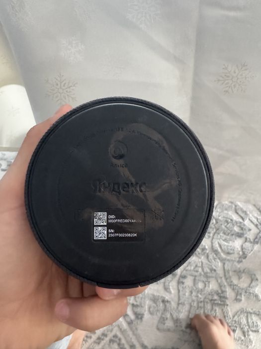 Алиса Yandex часы видно mini