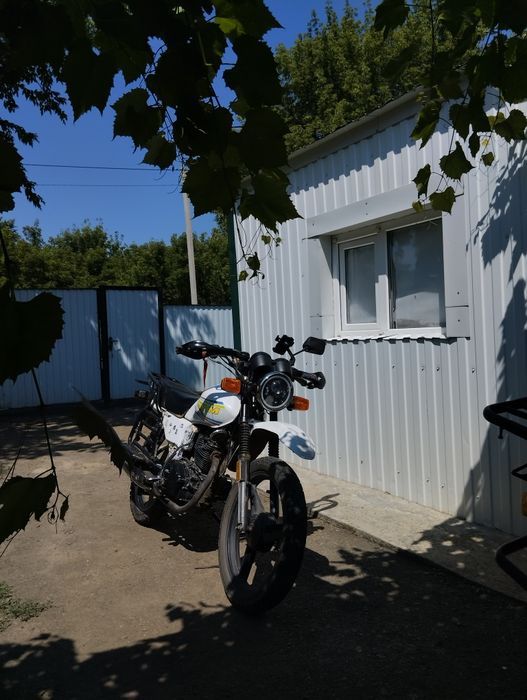 Продам gsx 200 кубов