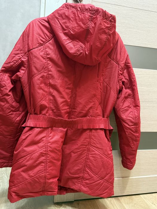 Осенняя женская куртка