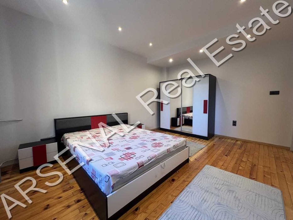 Двустаен апартамент под наем, Център