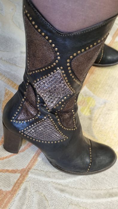 Очень красивые удобные сапоги, Италия