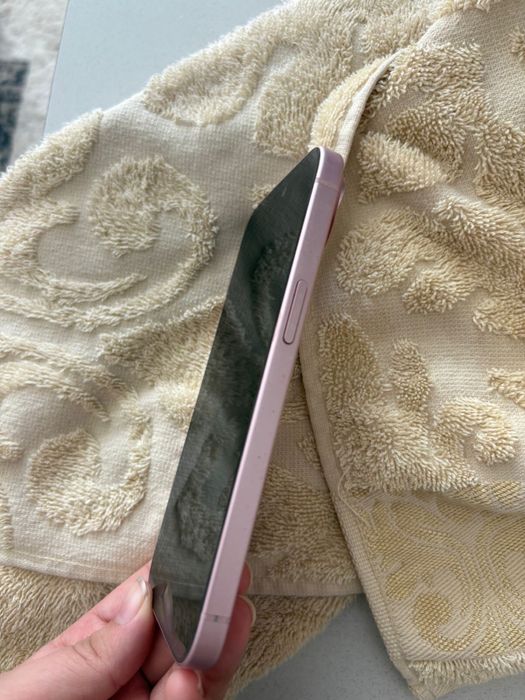 Айфон 15 128гб срочнооо