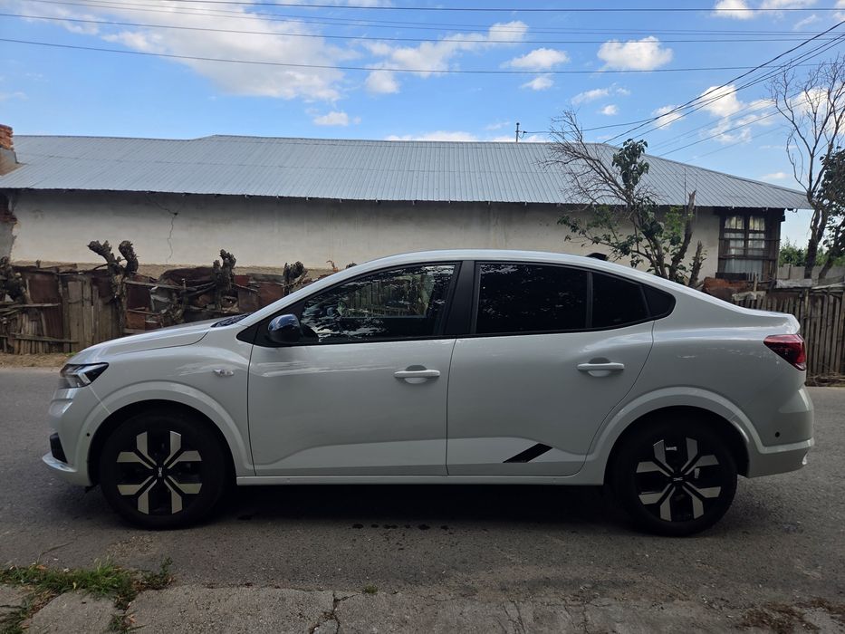 DACIA Logan 2025