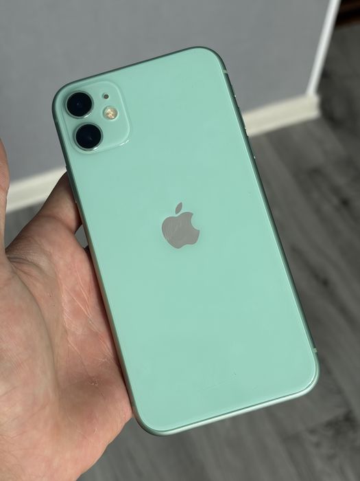 Продам комплект из двух iPhone 11