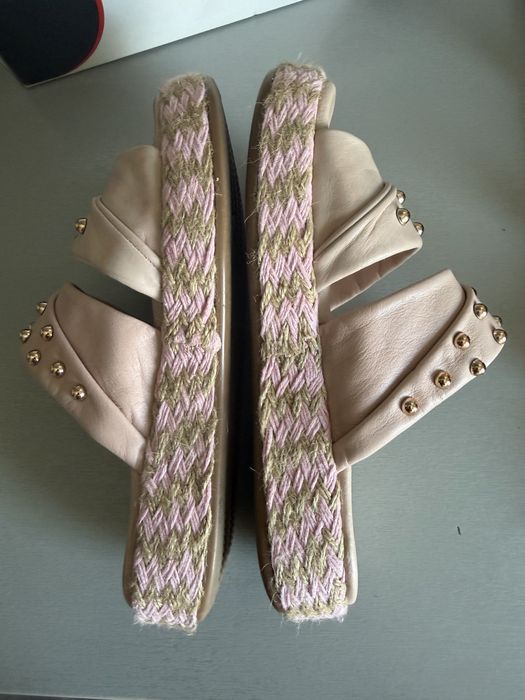 Papuci din piele 40 dar potriviti 39 (25 cm)