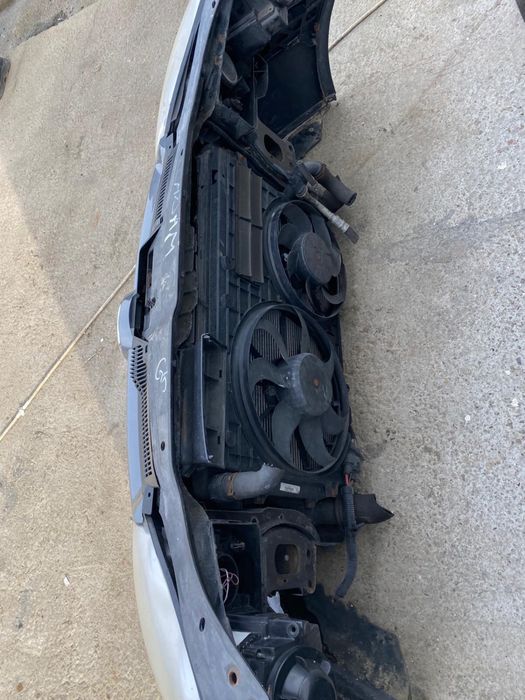 Bara fata , capota ,trager cu radiatoare far stanga dreapta Vw Golf 5