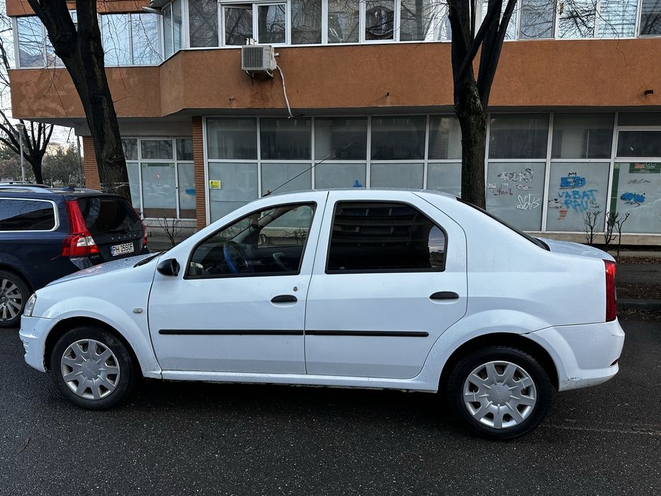 LOGAN 1.6 benzina 2008