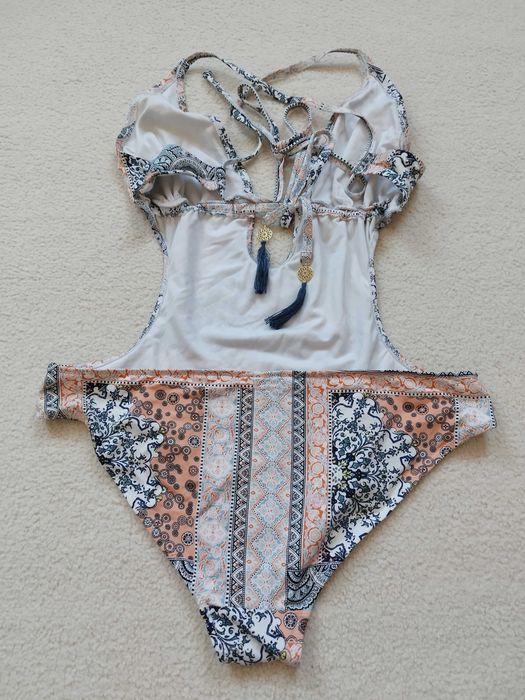 Цял дамски бански H&M