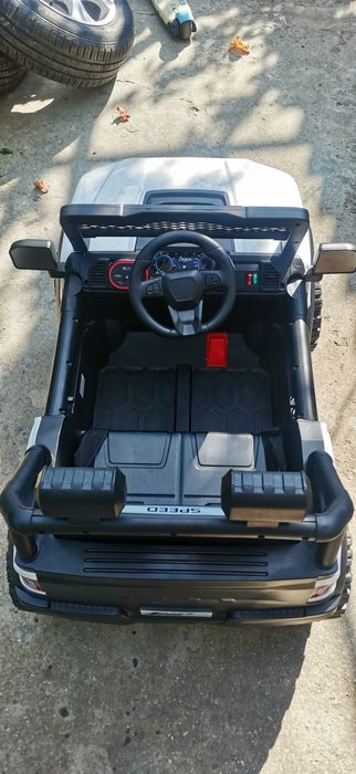 Детски акумулаторен джип