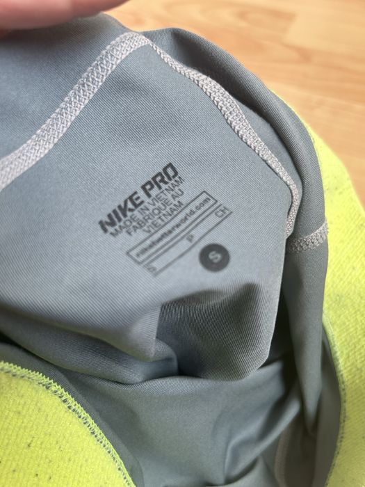 Colant Nike marimea S