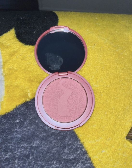 blush tarte amazonian clay