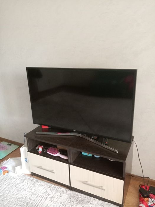 LED Телевизор Самсунг