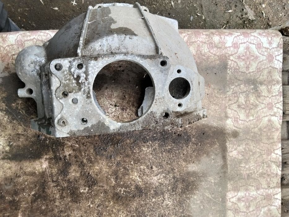 Кожух от уаза 100