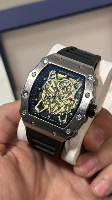 Наручные часы RICHARD MILLE