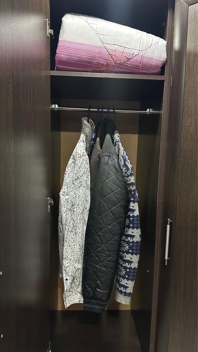 Шкаф для одежды угловой