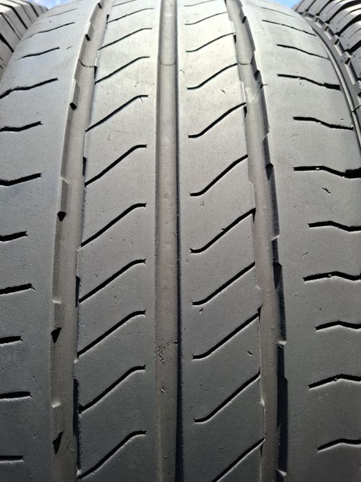 215 70 15c Vand 4 anvelope Continental  vară
