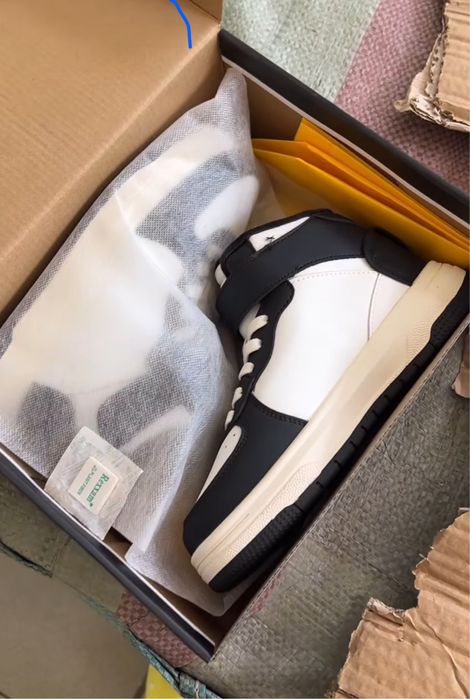 Кроссовки с флисом 37 р.