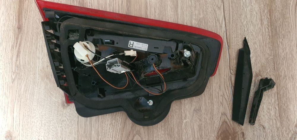 Десен стоп на ford mondeo 2010/2011