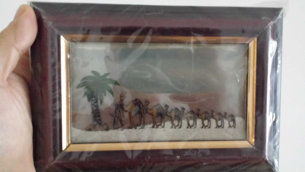 для декора мебели привезено из ОАЭ