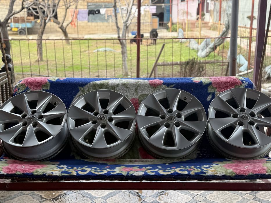 Альфард диска R 17 20 кузов