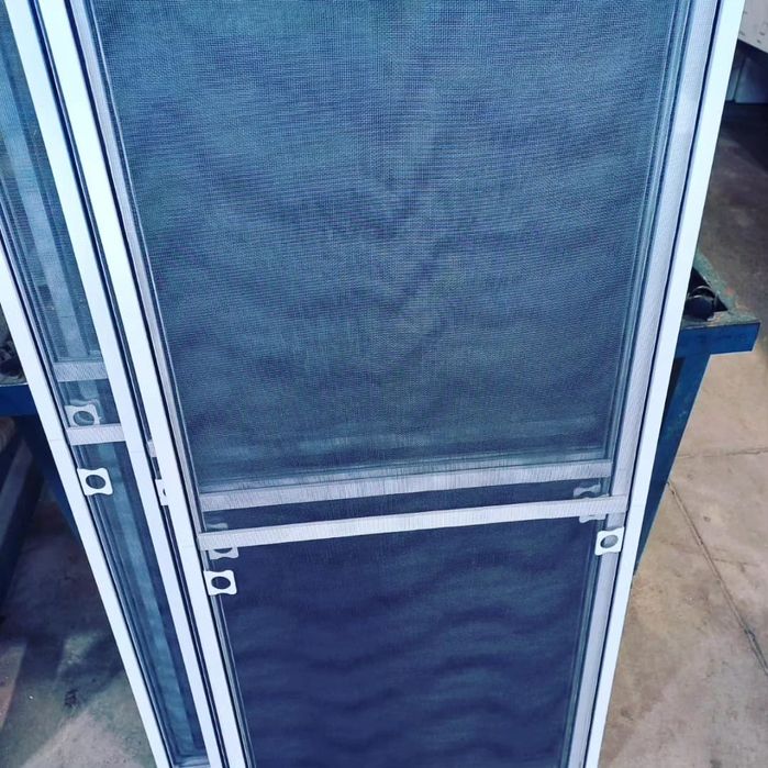 Окна двери, витражы.