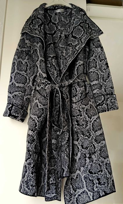 Cardigan cu cordon