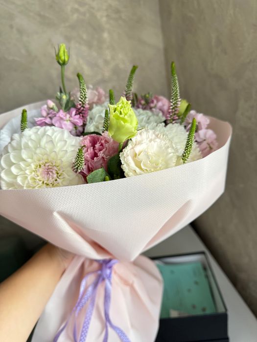 Срочно продам букет цветов