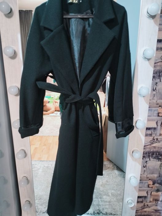 Продам пальто весеннее