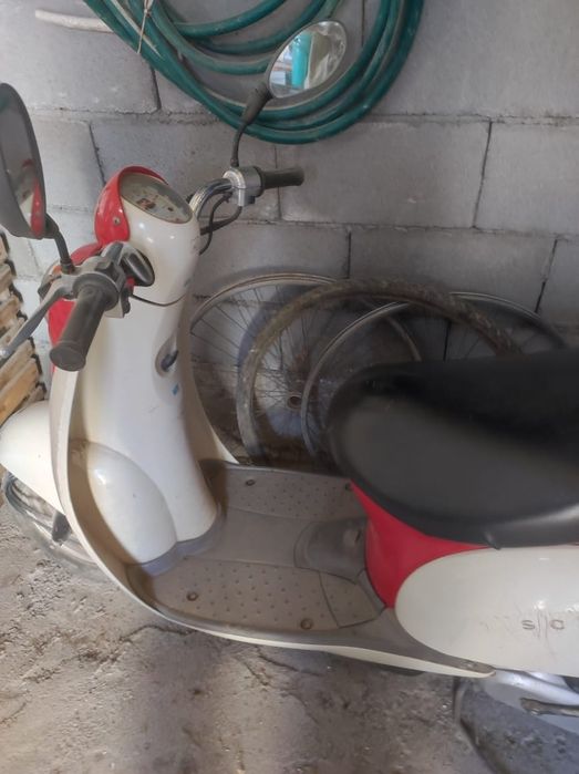 Мопед Honda scoopy