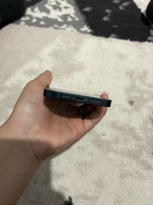 Айфон 13 хорошии