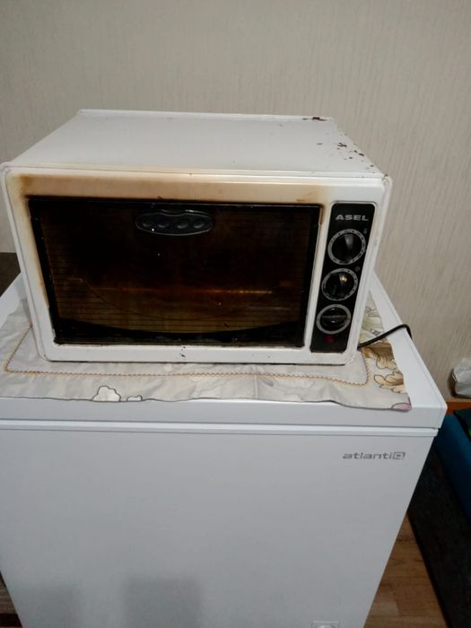 Срочно продам духовой шкаф