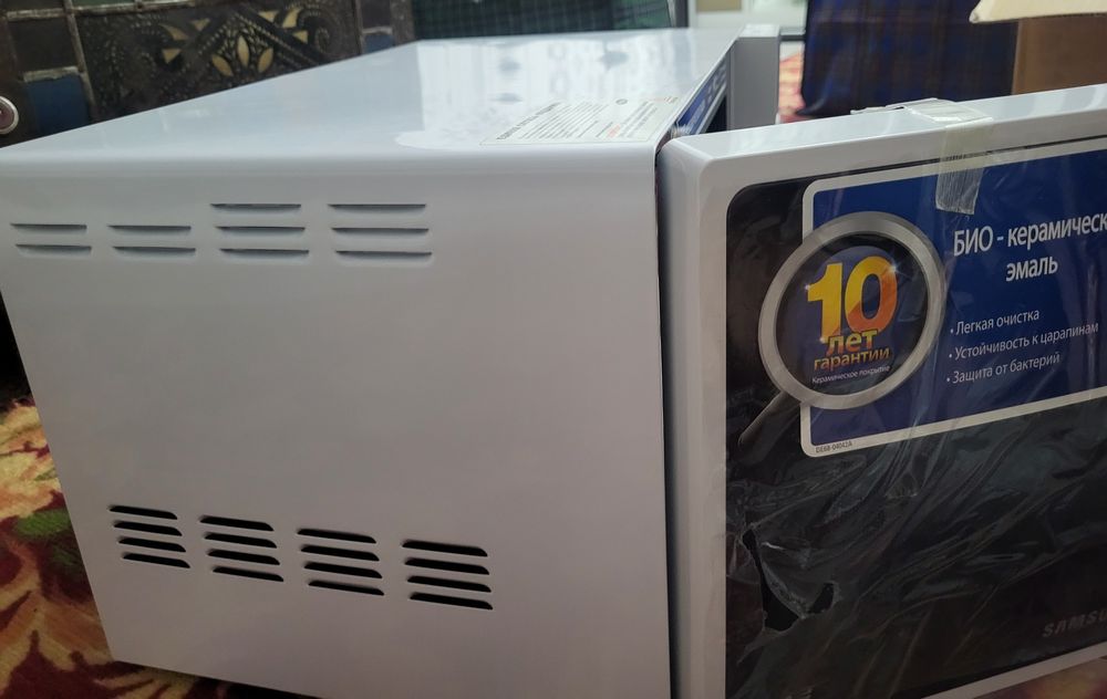 Продам микроволновку с грильницей