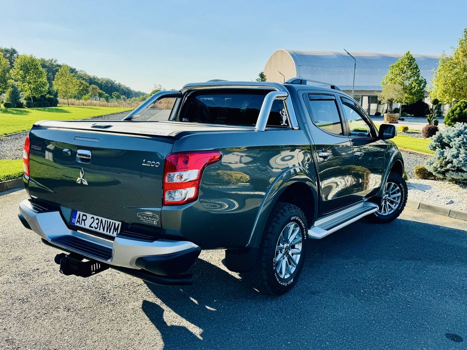 Mitsubishi L200 2018 2.4 DI-D 181CP Automatic | INSTYLE (Top) | 160.000 km | Revizii la zi