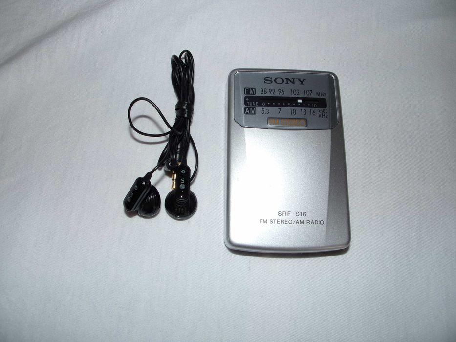 Radio Sony SRF-S16 cu casti