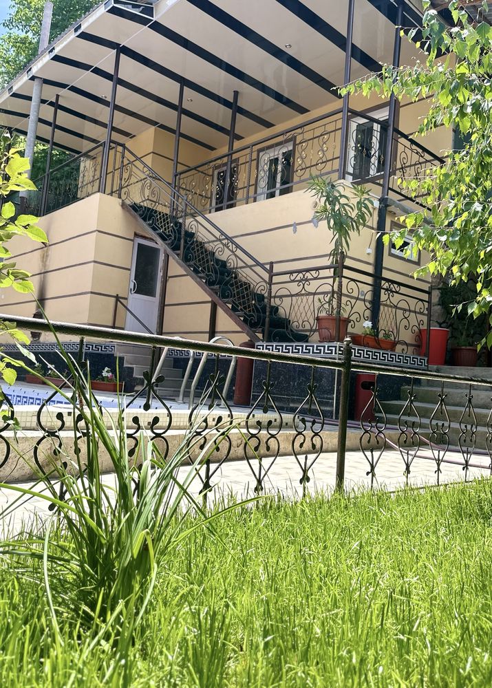 Дача в Чимгане: 1 300 000 сум - Дома / Дачи Большой Чимган на Olx