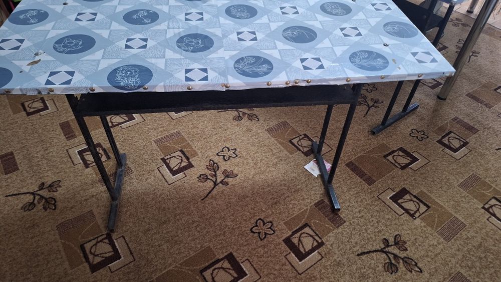 Продам парту школьную