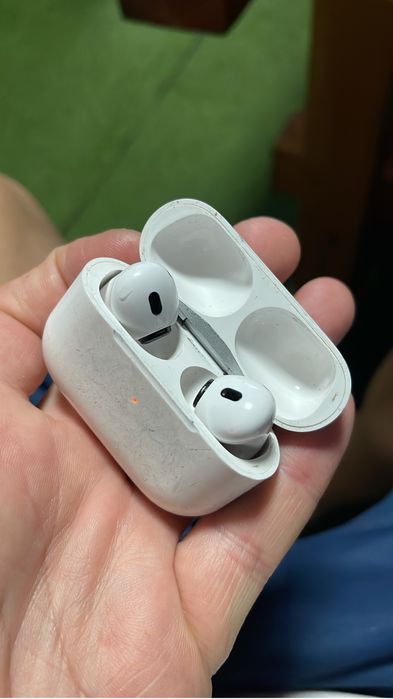 Casti apple cu husa noua cadou si apple pro