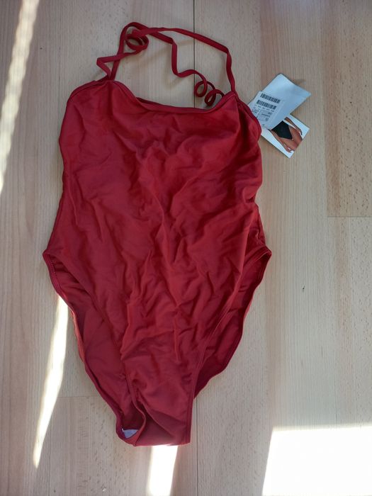 Цял бански,нов,38 номер,ЧЕРВЕН