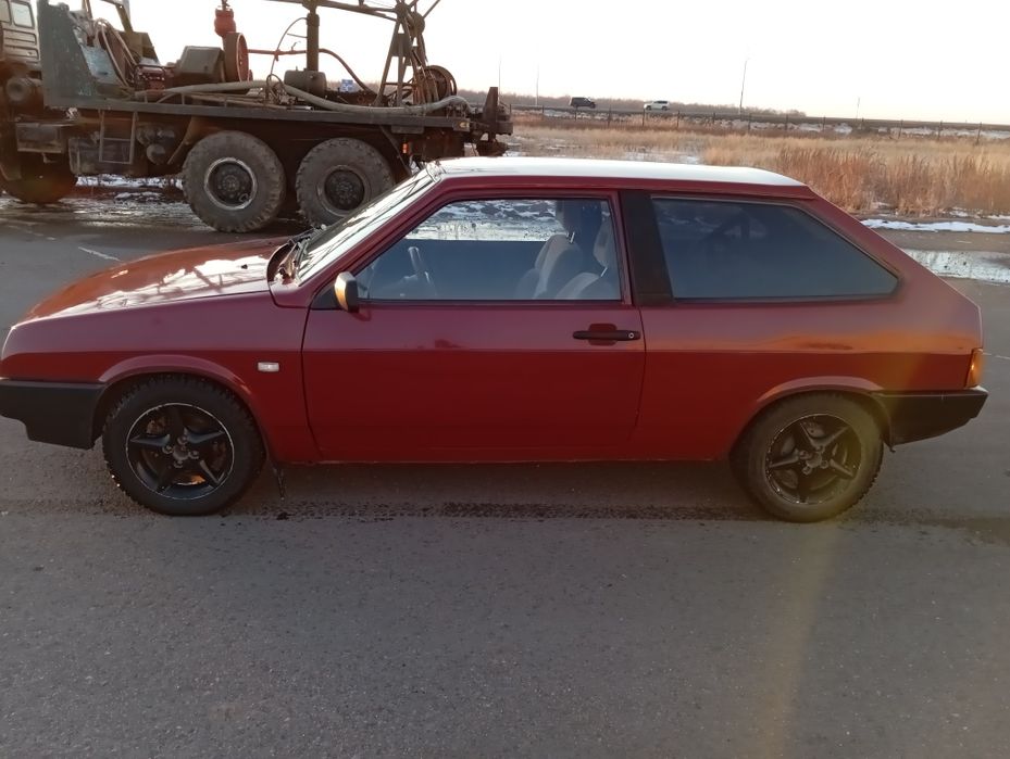 Продам автомобиль ВАЗ 2108.
