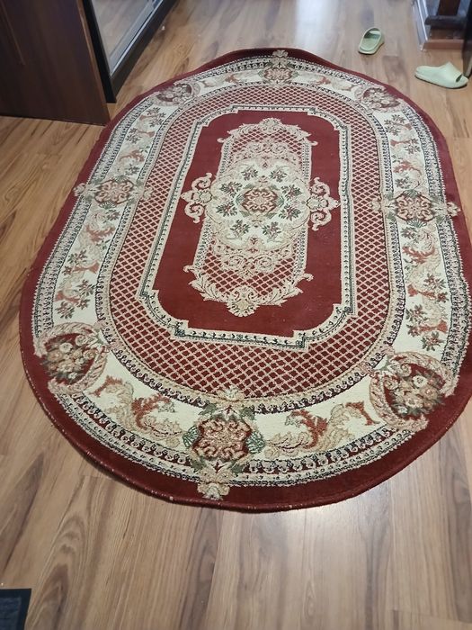 Продам ковер в хорошем состоянии