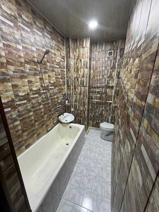 бывший Гламур  2/2/4  парк Эльбек  59м²