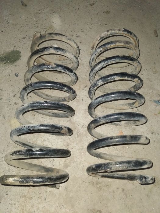 Uaz patriot oldi purjina sotiladi