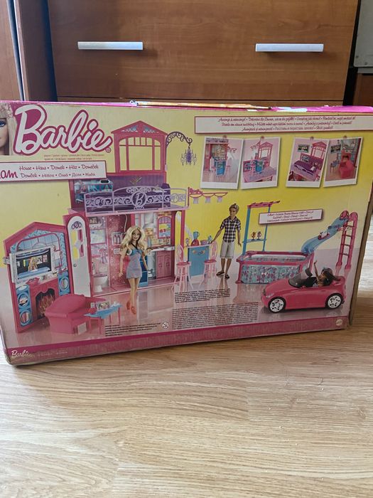 Casă de păpuși Barbie