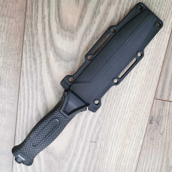 Тактически Ловен нож с полимерна кания BGOK 2958A BLACK