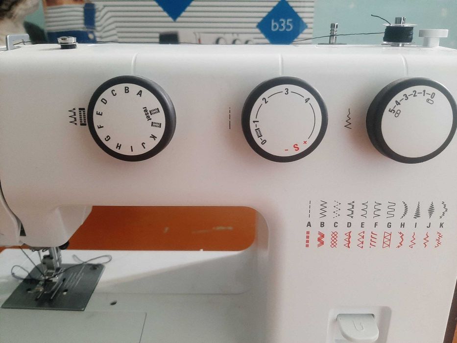 Швейная машина Bernetta