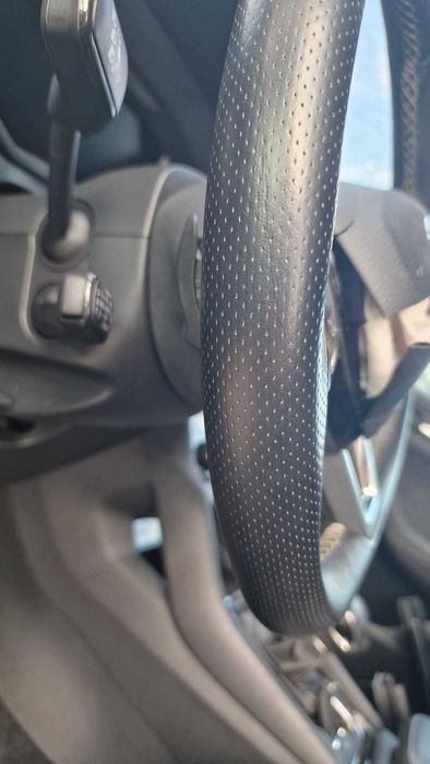 Volan Skoda Kodiaq cu padele - stare foarte buna