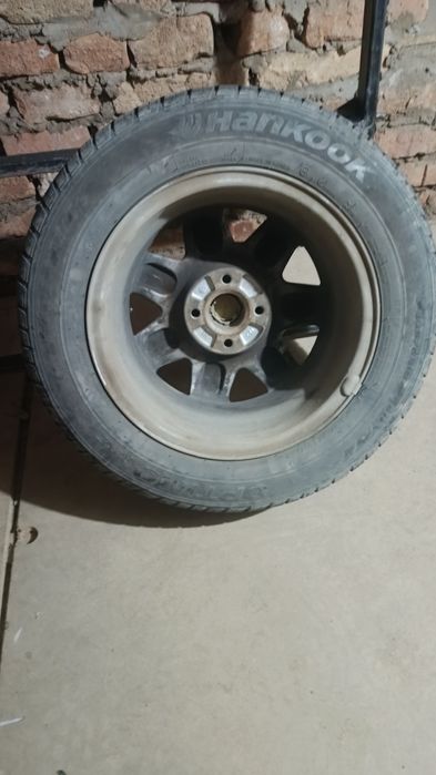 Продам шины с диском